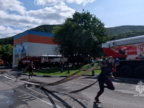 На Камчатке прошли соревнования по пожарно-спасательному спорту