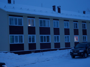 Новый дом в камчатском поселке осмотрел губернатор Солодов