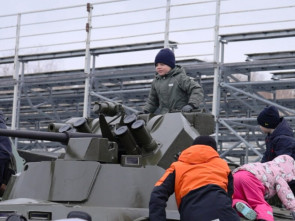 ​На Камчатке для детей участников СВО устроили военно-патриотический праздник 3