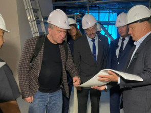 Депутаты камчатского ЗакС осмотрели стройку гостиничного комплекса «Анкилон»