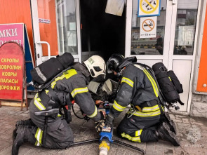 На рынке на 6 км в Петропавловске локализовали пожар на 250 кв. метрах 2