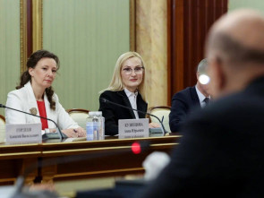 Одна справка вместо многих: Мишустин поддержал идею Яровой о многофункциональной медсправке