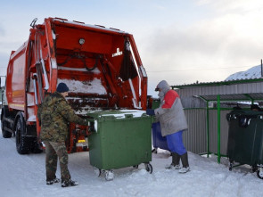 Мусор в столице Камчатки будут разгребать ночами и в новогодние выходные