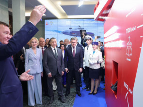 В ГосДуме открылась выставка  &laquo;Покорители льдов: транспортные пути в российской Арктике&raquo; 1