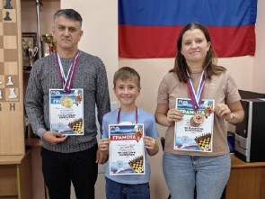В чемпионате Камчатского края по шахматам соревновались 27 команд
