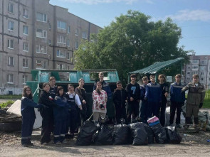 На Камчатке школьники получили зарплату за работу в летний период 3