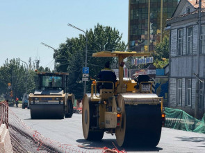 В столице Камчатки активно ремонтируют главную дорогу города 0