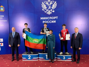 Бронзу первенства России по армрестлингу взял камчатский спортсмен 1