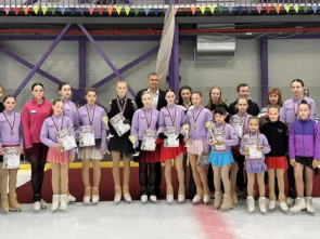 Петропавловские фигуристы поборолись за медали городского первенства 3