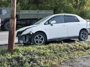 Брошенный автомобиль на улице Омская в камчатской столице убрали после вмешательства мэрии 4
