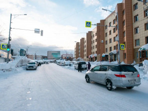 В столице Камчатки устраняют последствия мощного снегопада 16