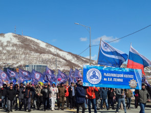 В камчатской столице широко отпраздновали День Весны и Труда 12