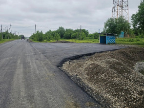 В камчатском селе Кавалерское появился новый асфальт 0