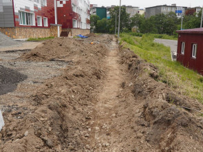К 20 августа сдать обязательно&raquo;: врип главы камчатской столицы проверил ремонт у школы №27 0