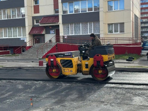 На улице Савченко в камчатской столице завершается обновление дорожного покрытия