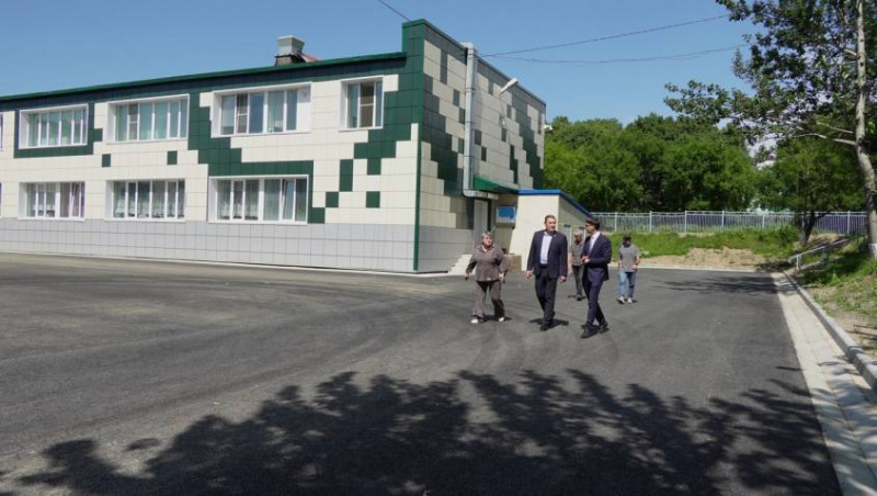 ​В Петропавловске-Камчатском идет благоустройство пришкольных территорий